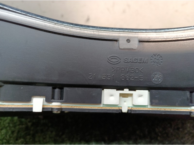 Recambio de cuadro instrumentos para peugeot 307 (s1) xr referencia OEM IAM P9646742480OR00 216518703 216746448