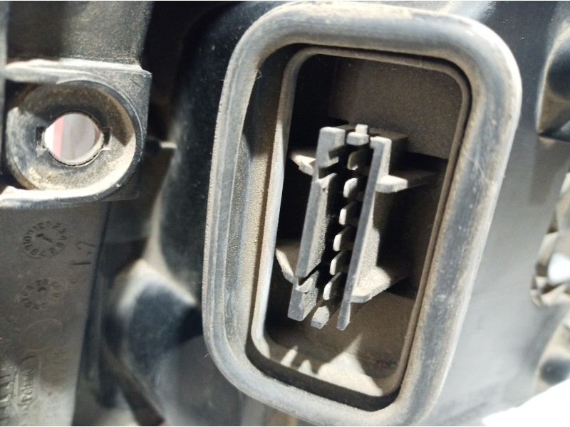 Recambio de piloto trasero izquierdo para volkswagen polo (9n1) referencia OEM IAM S38030748 S38030748 S38030748