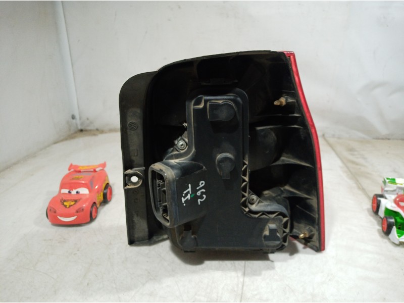 Recambio de piloto trasero izquierdo para volkswagen polo (9n1) referencia OEM IAM S38030748 S38030748 S38030748