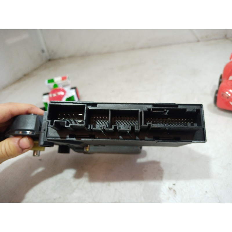 Recambio de motor elevalunas delantero izquierdo para volkswagen touareg (7la) tdi r5 referencia OEM IAM 7L0959701A 7L0959701A 7