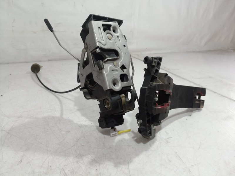 Recambio de cerradura puerta delantera derecha para mercedes-benz clase a (w168) 140 (168.031) referencia OEM IAM A1687 A1687 A1