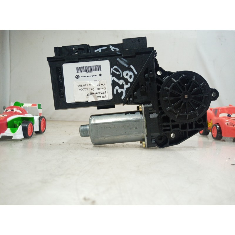 Recambio de motor elevalunas trasero derecho para volkswagen touareg (7la) tdi r5 referencia OEM IAM 7L0959704 7L0959704 7L09597