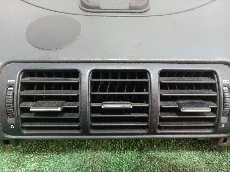 Recambio de salpicadero para mercedes-benz clase m (w163) 270 cdi (163.113) referencia OEM IAM A1636800787 A1636800787 A16368007