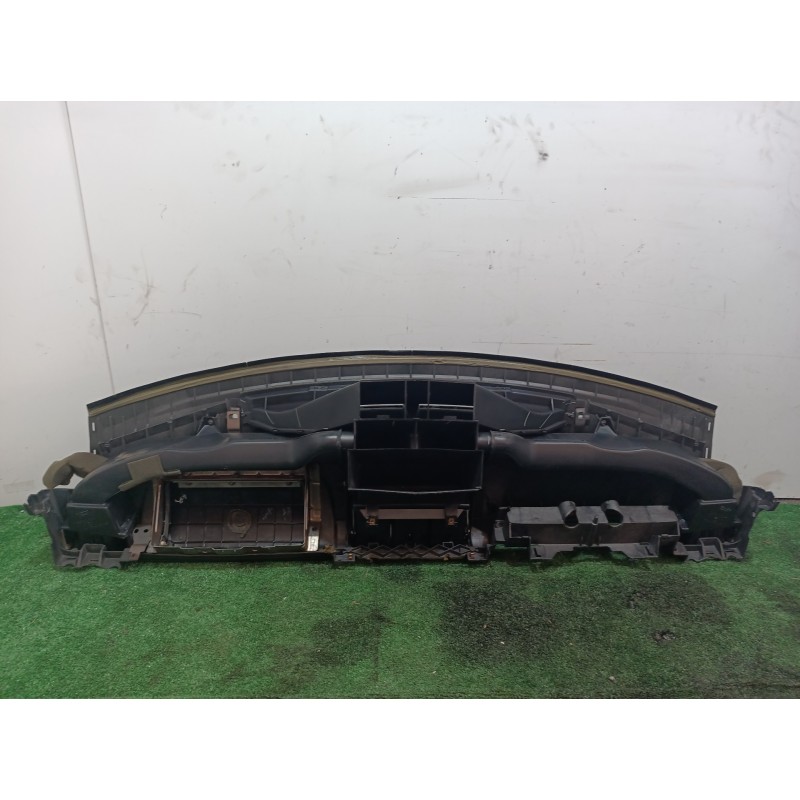 Recambio de salpicadero para mercedes-benz clase m (w163) 270 cdi (163.113) referencia OEM IAM A1636800787 A1636800787 A16368007