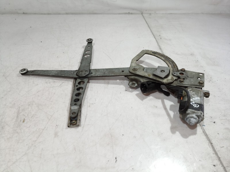 Recambio de elevalunas delantero izquierdo para jaguar xj6/12 3.6 daimler / kat referencia OEM IAM 0130821017 0130821017 0130821