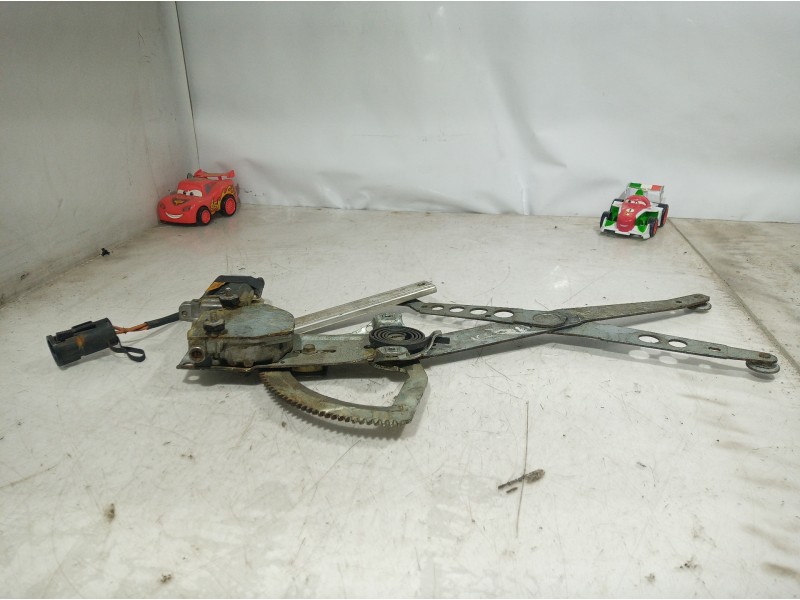 Recambio de elevalunas delantero derecho para jaguar xj6/12 3.6 daimler / kat referencia OEM IAM 680167414000 680167414000 68016