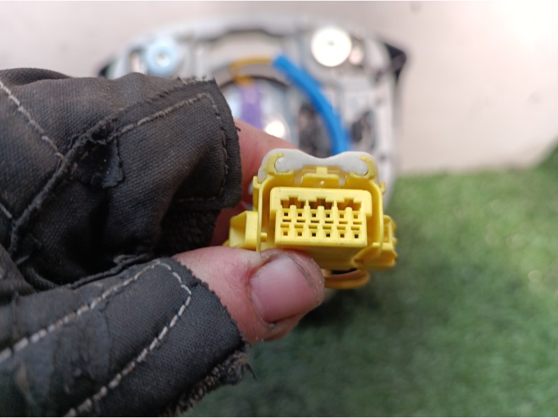 Recambio de airbag volante para volkswagen tiguan (5n1) 2.0 tdi referencia OEM IAM 1K0880201CB1QB 1K0880201CB1QB 61817052D