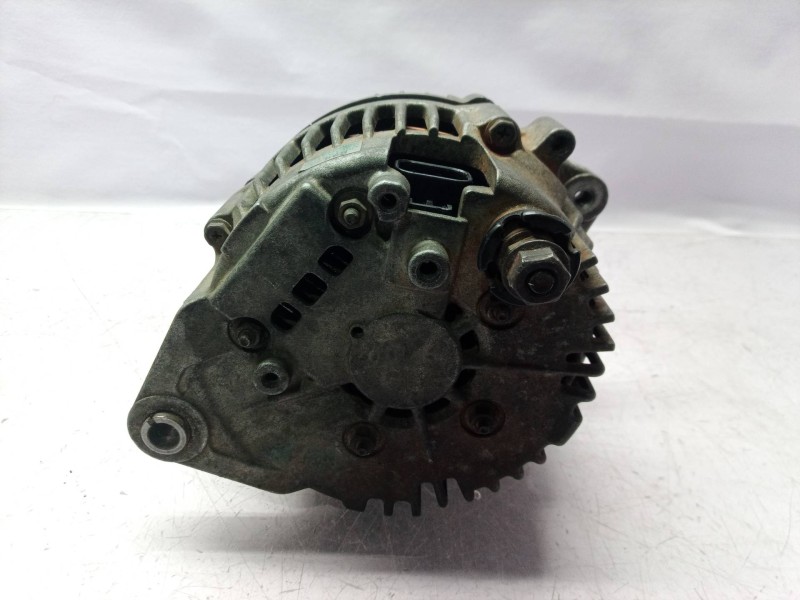 Recambio de alternador para renault mascott 3.0 diesel referencia OEM IAM 23100DB000 23100DB000 23100DB000