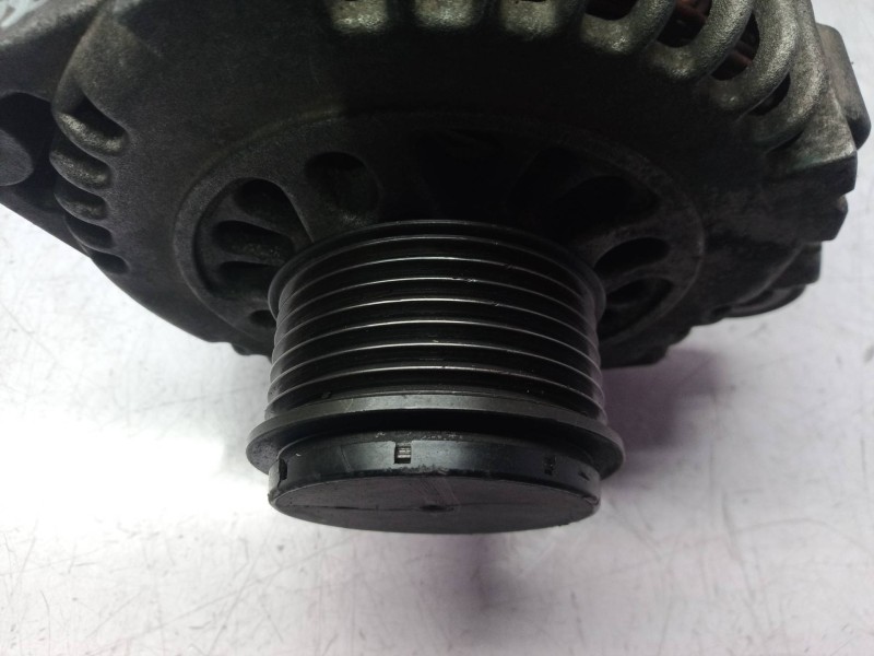 Recambio de alternador para renault mascott 3.0 diesel referencia OEM IAM 23100DB000 23100DB000 23100DB000