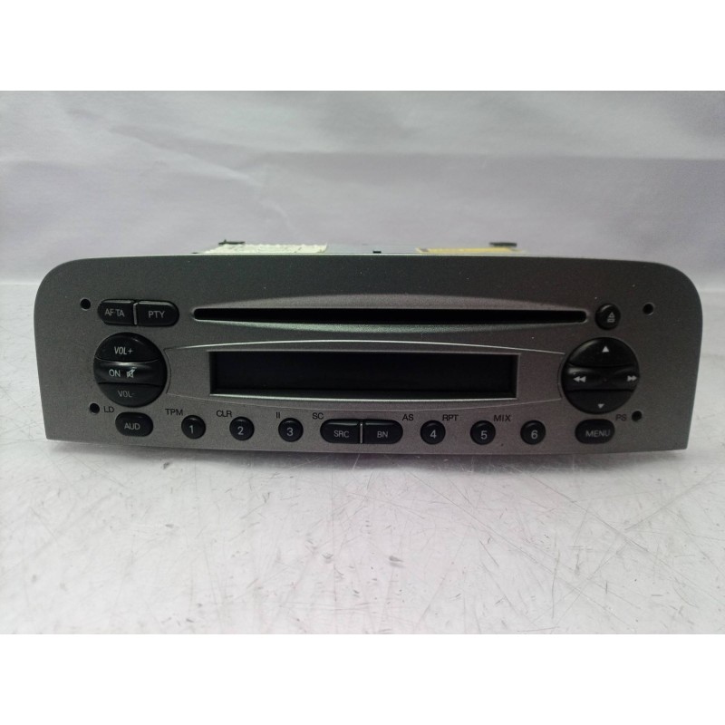 Recambio de sistema audio / radio cd para alfa romeo 147 (190) referencia OEM IAM 7353018230 7353018230 7353018230