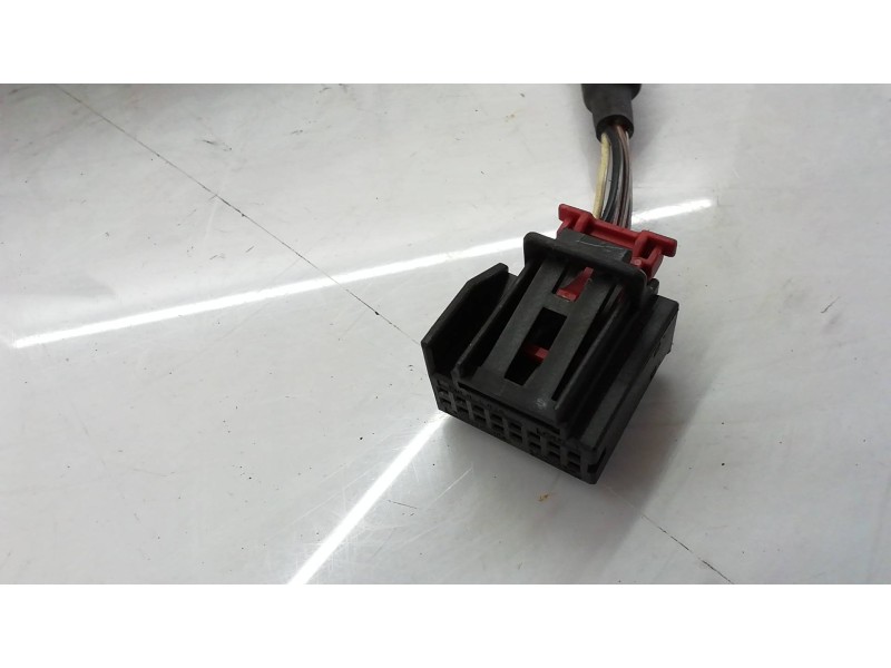 Recambio de retrovisor derecho para audi a3 (8p) 1.9 tdi ambiente referencia OEM IAM   