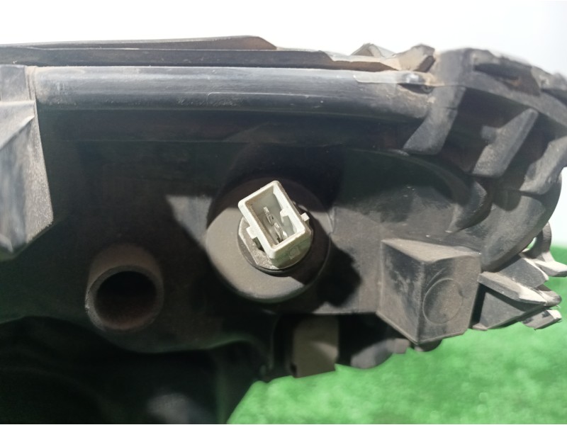 Recambio de faro derecho para renault scenic rx4 (ja0) 1.9 dci referencia OEM IAM 7700432093 89002991 087553