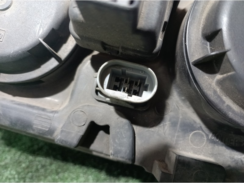 Recambio de faro derecho para renault scenic rx4 (ja0) 1.9 dci referencia OEM IAM 7700432093 89002991 087553