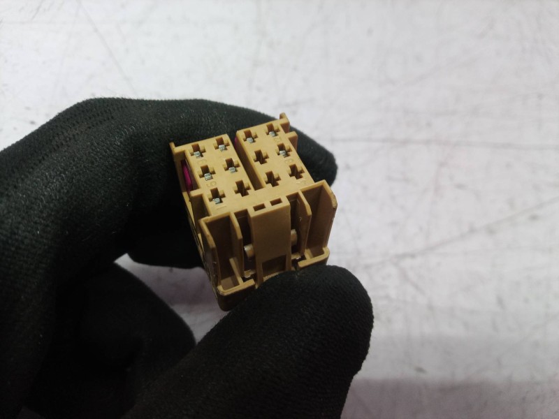 Recambio de retrovisor derecho para seat cordoba berlina (6l2) stella referencia OEM IAM   