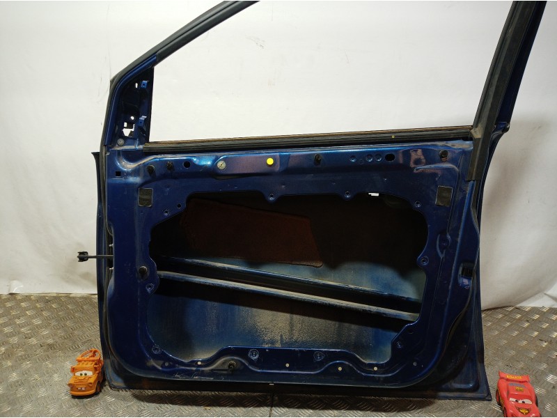 Recambio de puerta delantera derecha para ford focus berlina (cap) ambiente (d) referencia OEM IAM   