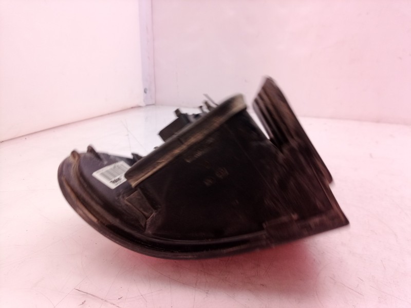 Recambio de piloto trasero derecho para renault laguna (b56) 1.8 16v rt referencia OEM IAM 7700420123  