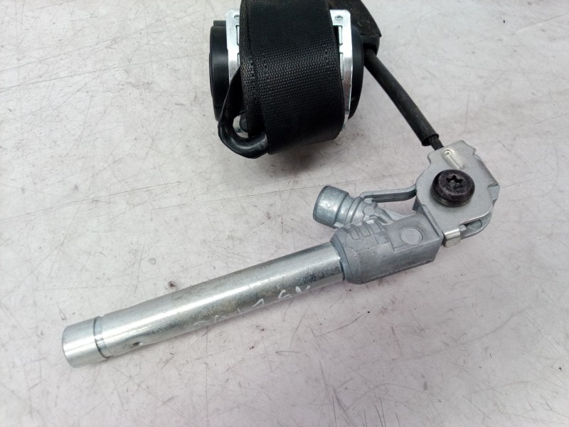 Recambio de cinturon seguridad delantero izquierdo para opel corsa d catch me referencia OEM IAM 607707700D 607707700D 607707700