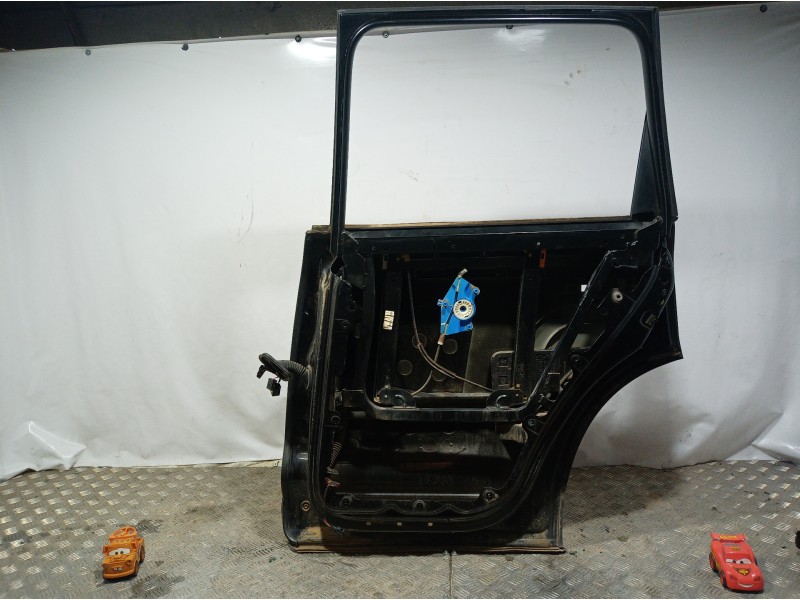 Recambio de puerta trasera derecha para volkswagen touareg (7la) tdi r5 referencia OEM IAM   