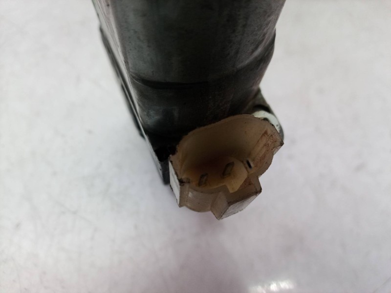 Recambio de motor elevalunas trasero izquierdo para kia carens (un) referencia OEM IAM    Recambio de motor elevalunas trasero izquierdo para kia carens (un) referencia OEM IAM