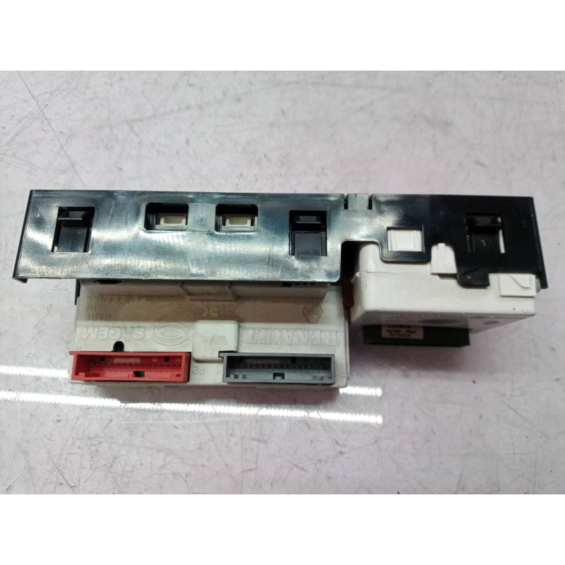 Recambio de pantalla multifuncion para renault laguna ii (bg0) authentique referencia OEM IAM P8200002604 P8200002604 P820000260