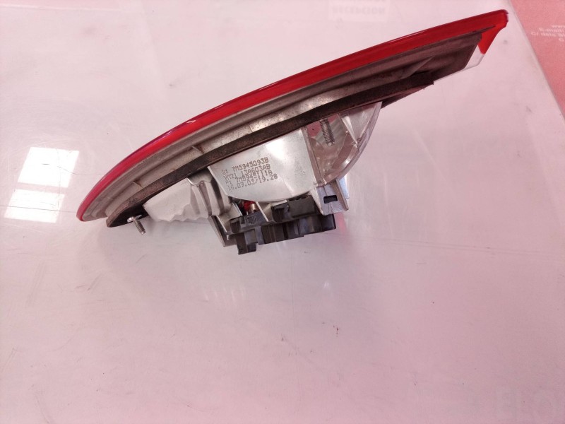 Recambio de piloto trasero izquierdo interior para ford galaxy (vy) ghia referencia OEM IAM 7M5945093B 7M5945111A 7M5945111A