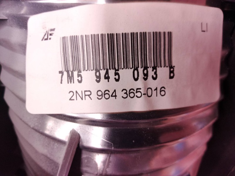 Recambio de piloto trasero izquierdo interior para ford galaxy (vy) ghia referencia OEM IAM 7M5945093B 7M5945111A 7M5945111A