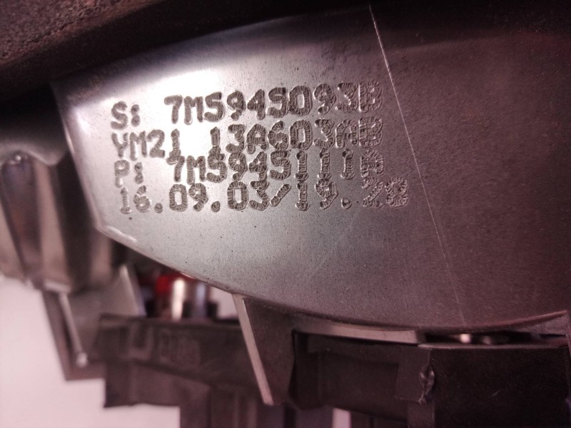 Recambio de piloto trasero izquierdo interior para ford galaxy (vy) ghia referencia OEM IAM 7M5945093B 7M5945111A 7M5945111A