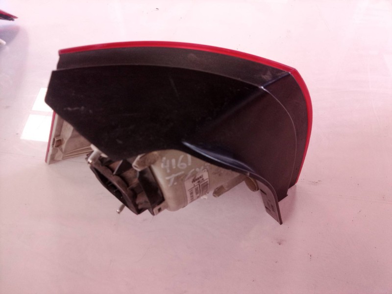 Recambio de piloto trasero derecho para volkswagen golf v berlina (1k1) trendline referencia OEM IAM 1K6945096G 89032903 1K69450