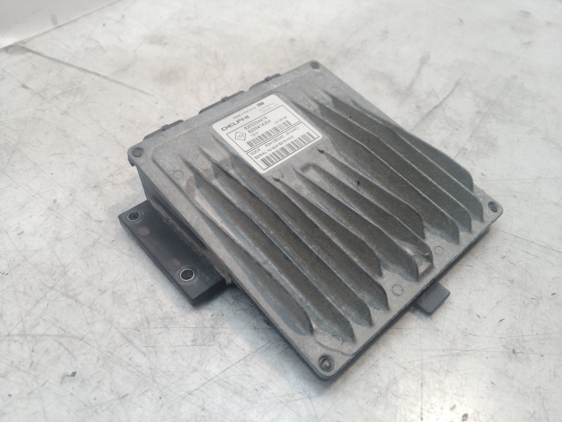 Recambio de centralita motor uce para renault scenic ii grand exception referencia OEM IAM 8200334419 8200334419 8200334419