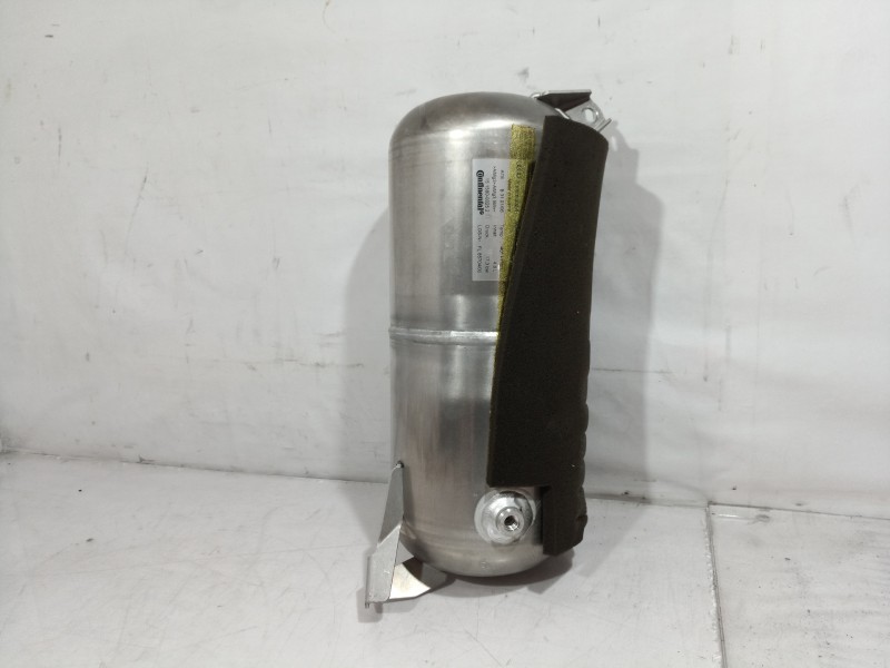 Recambio de acumulador central amortiguacion para audi q7 (4l) 4l/xbunq1 referencia OEM IAM 7L8616202A 7L8616202A 7L8616202