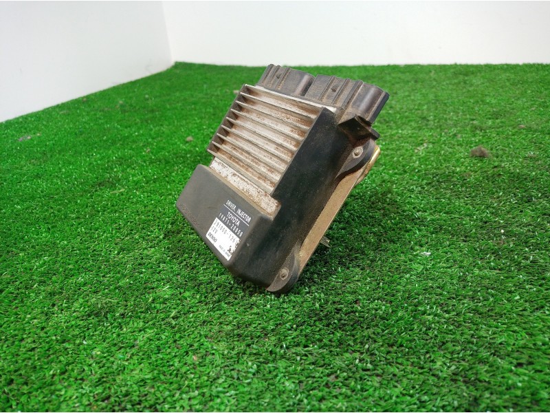 Recambio de modulo electronico para toyota avensis berlina (t25) 2.0 d4-d executive berlina (5-ptas.) referencia OEM IAM 8987120