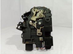 Recambio de cerradura puerta trasera derecha para audi a6 avant (4b5) 2.5 tdi quattro referencia OEM IAM 4B0839016G 4B0839016G 4