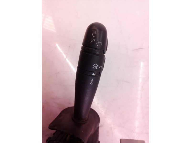 Recambio de mando multifuncion para nissan kubistar (x76) premium (l1) referencia OEM IAM 34394504 34394504 34394504