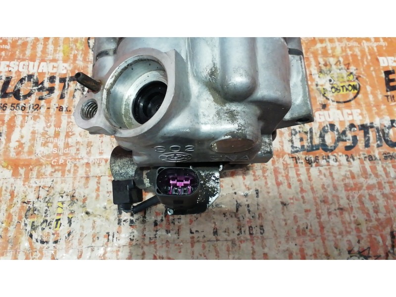 Recambio de compresor aire acondicionado para volkswagen polo (9n1) highline referencia OEM IAM 6Q0820803R 6Q0820803R 6Q0820803R