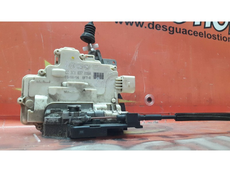 Recambio de cerradura puerta delantera derecha para volkswagen passat variant (3c5) trendline referencia OEM IAM CZ3C1837016A CZ