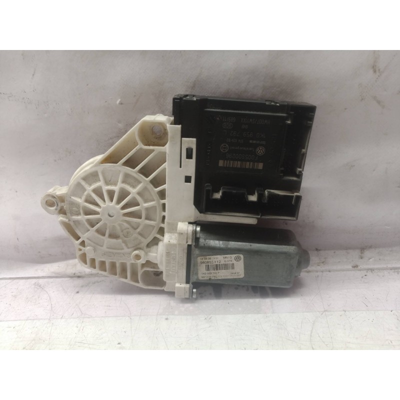 Recambio de motor elevalunas delantero derecho para volkswagen passat variant (3c5) trendline referencia OEM IAM 3C1837462H 3C18