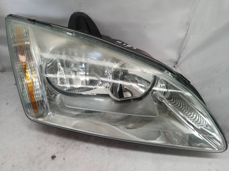 Recambio de faro derecho para ford focus berlina (cap) ghia referencia OEM IAM   