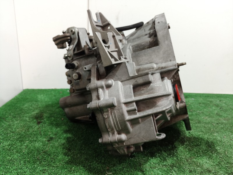 Recambio de caja cambios para renault scenic ii confort dynamique referencia OEM IAM ND0002 ND0002 ND0002