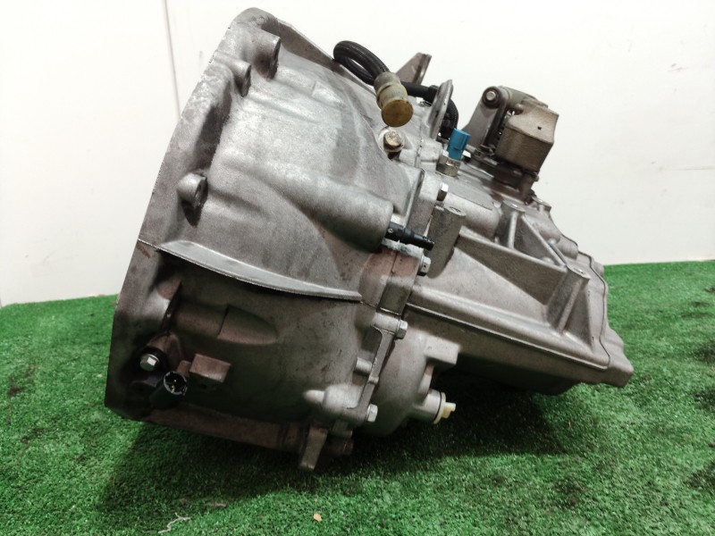 Recambio de caja cambios para renault scenic ii confort dynamique referencia OEM IAM ND0002 ND0002 ND0002