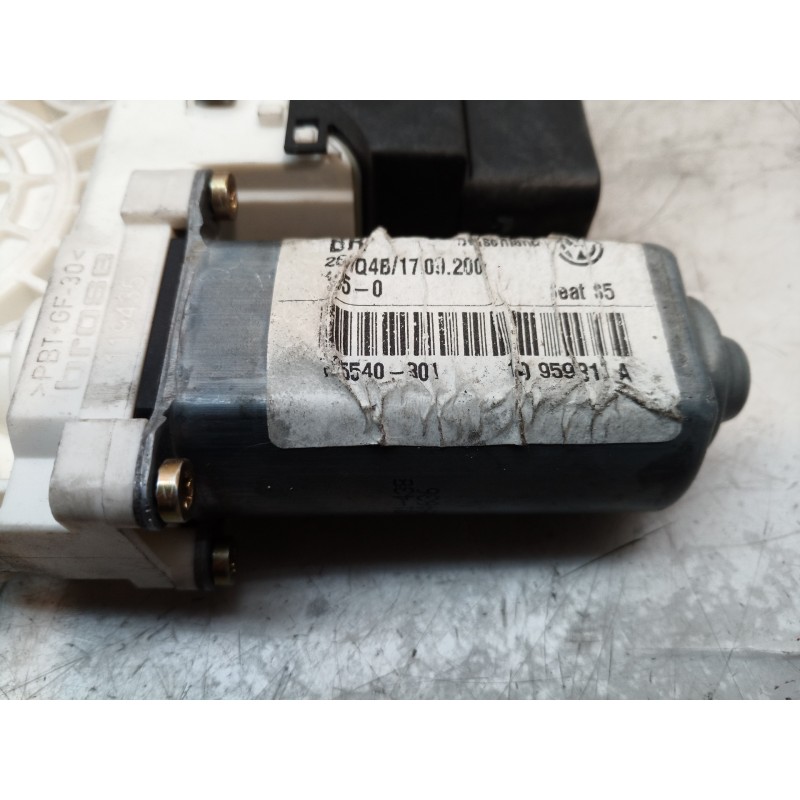 Recambio de motor elevalunas trasero izquierdo para seat leon (1m1) sport referencia OEM IAM 1C0959811A 1C0959811A 1C0959811A