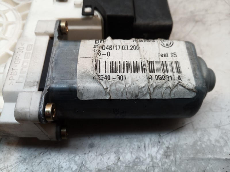 Recambio de motor elevalunas trasero izquierdo para seat leon (1m1) sport referencia OEM IAM 1C0959811A 1C0959811A 1C0959811A