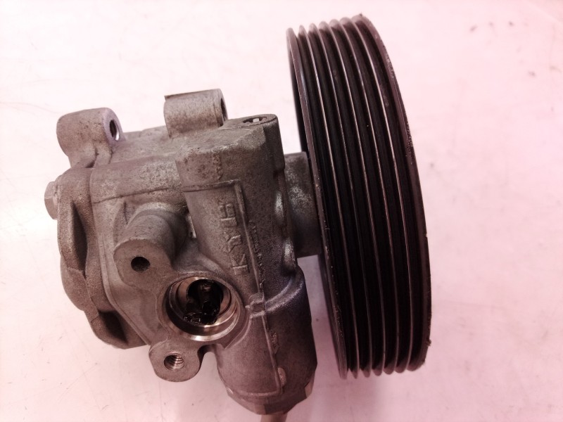 Recambio de bomba direccion para ford fiesta (cbk) ambiente referencia OEM IAM 1426694 1426694 1426694