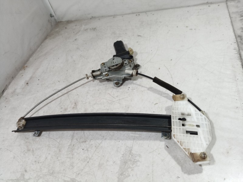 Recambio de motor elevalunas delantero izquierdo para hyundai accent (lc) gls referencia OEM IAM   