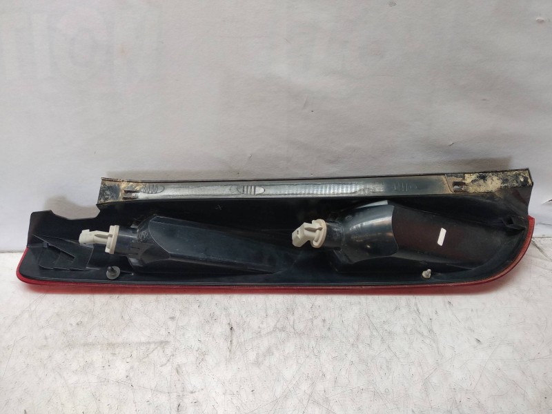 Recambio de piloto trasero derecho para ford focus berlina (cap) ghia referencia OEM IAM   