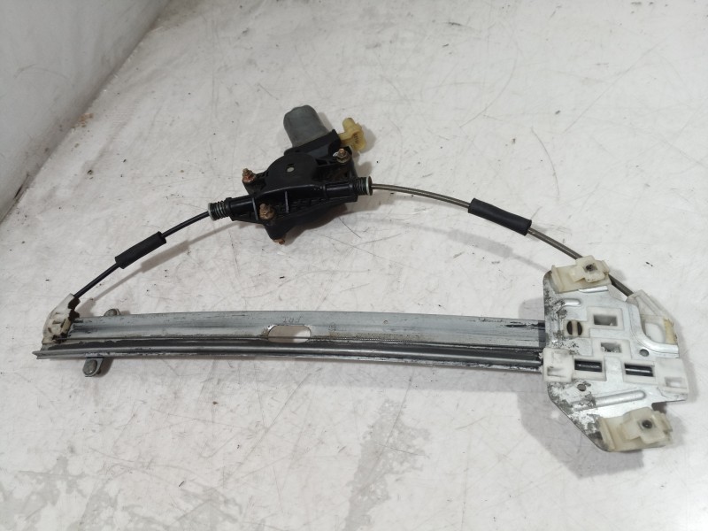 Recambio de motor elevalunas delantero izquierdo para kia rio 1.5 crdi ex2 referencia OEM IAM   