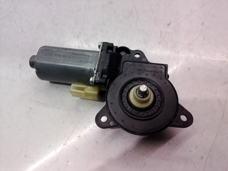 Recambio de motor elevalunas delantero izquierdo para ford fiesta (cbk) ambiente referencia OEM IAM 0130821938 0130821938 013082