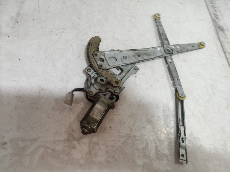 Recambio de elevalunas delantero izquierdo para subaru justy j10 (kad) 1200 referencia OEM IAM   