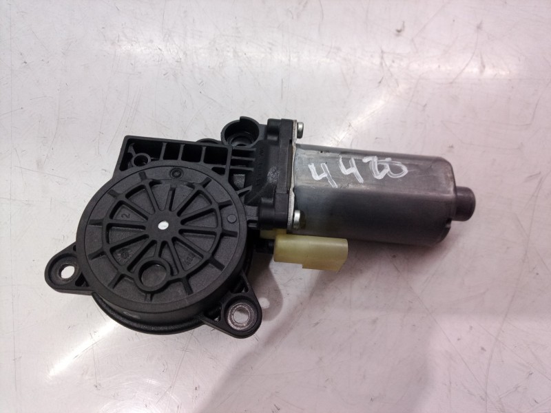 Recambio de motor elevalunas delantero izquierdo para ford fiesta (cbk) ambiente referencia OEM IAM 0130821938 0130821938 013082