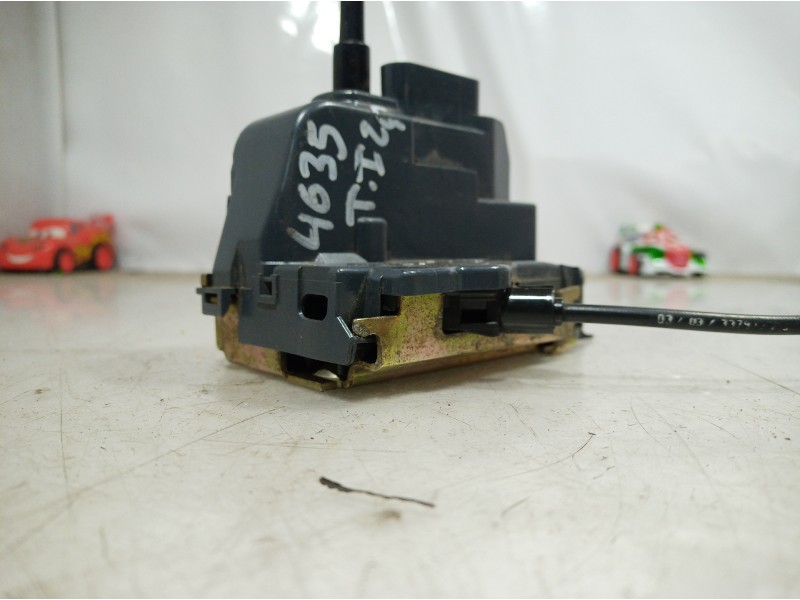 Recambio de cerradura puerta trasera izquierda para renault laguna ii grandtour (kg0) referencia OEM IAM 009152 009152 009152