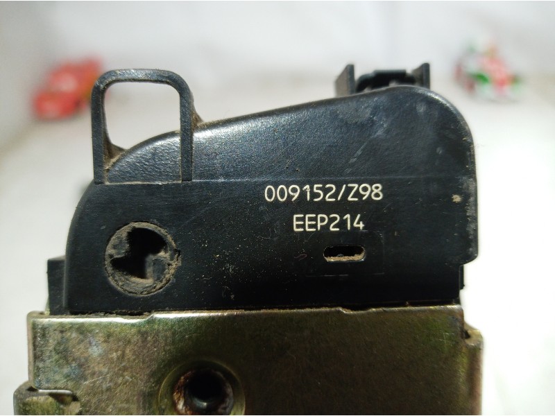 Recambio de cerradura puerta trasera izquierda para renault laguna ii grandtour (kg0) referencia OEM IAM 009152 009152 009152